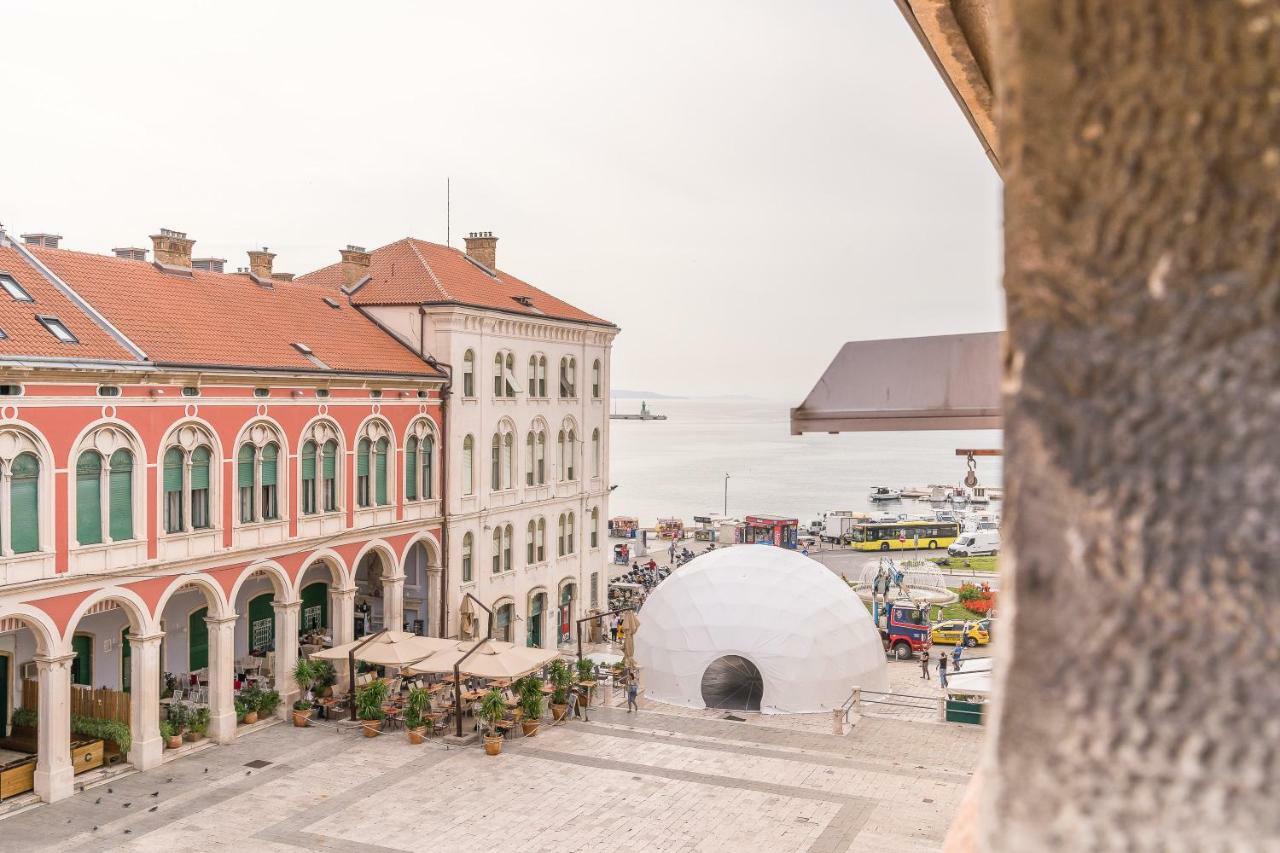 Ferienwohnung Loft At Republic Square Split Exterior foto